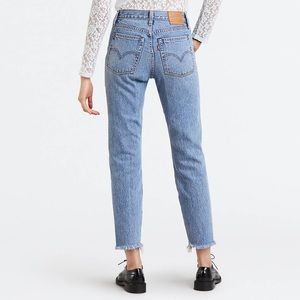 Levi’s Wedgie Straight High Rise Jeans